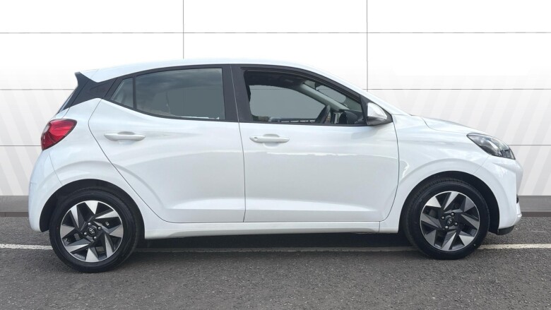 Hyundai i10 1.0 Advance 5dr Petrol Hatchback